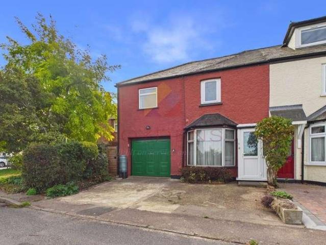 3 bed house for sale