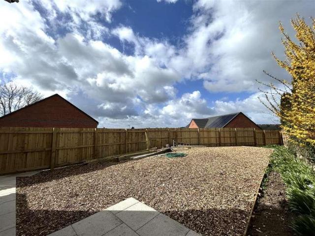 3 bed house for sale