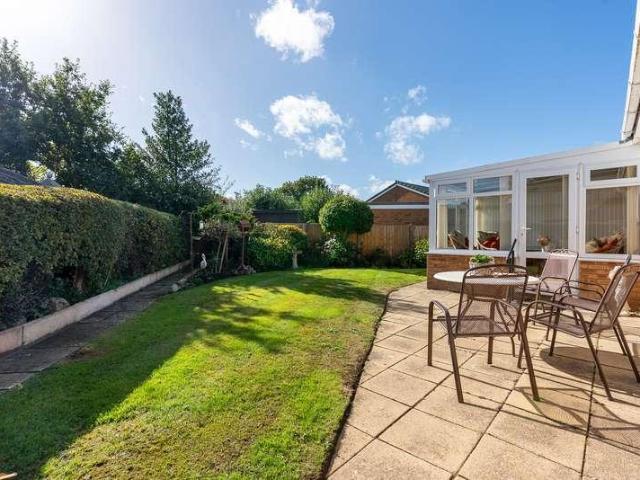 3 bed house for sale