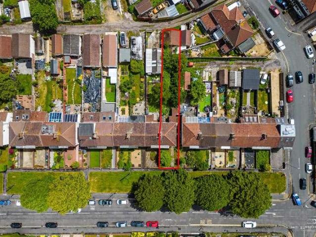 3 bed house for sale