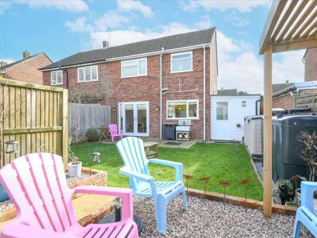 3 bed house for sale