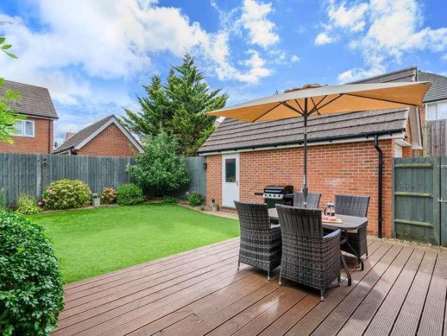 3 bed house for sale