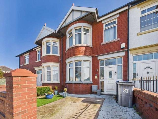3 bed house for sale