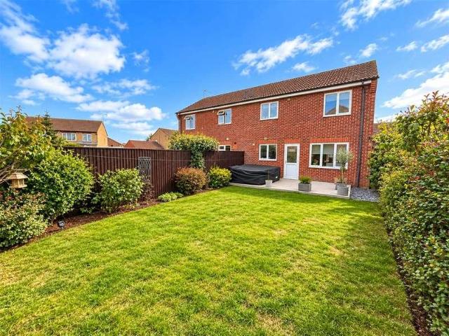 3 bed house for sale