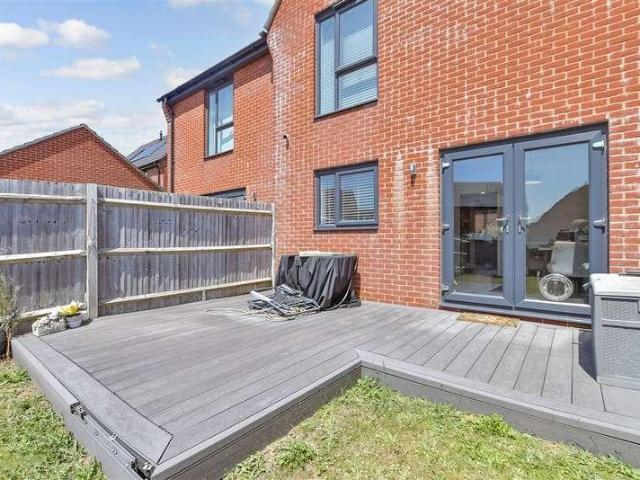 3 bed house for sale
