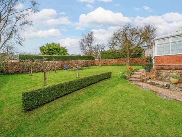 3 bed house for sale