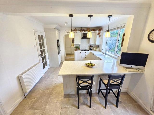3 bed house for sale