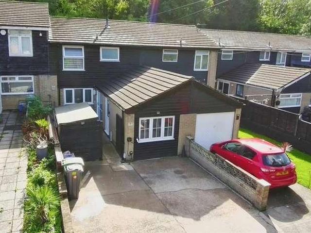 3 bed house for sale