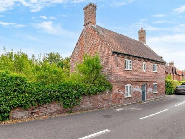 3 bed house for sale
