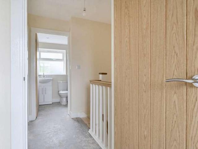 3 bed house for sale