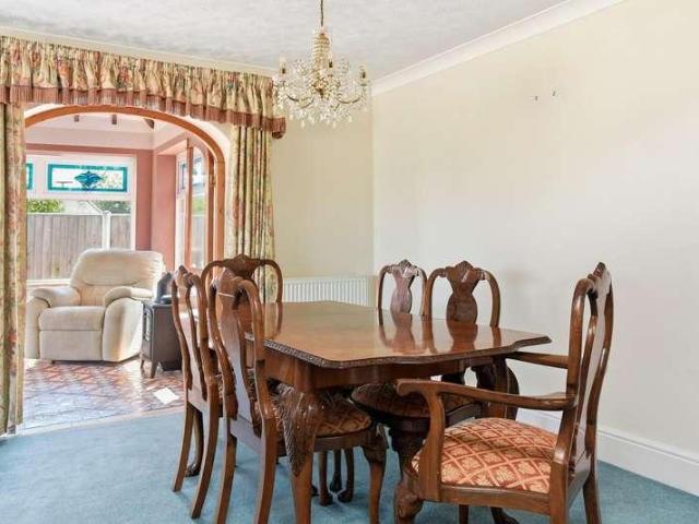 3 bed house for sale