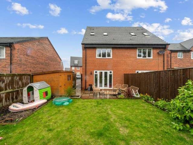3 bed house for sale