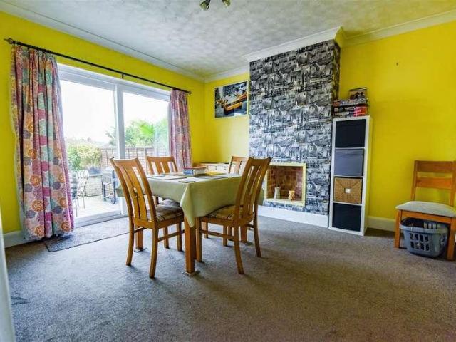 3 bed house for sale