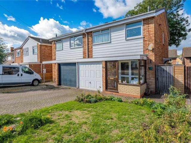 3 bed house for sale