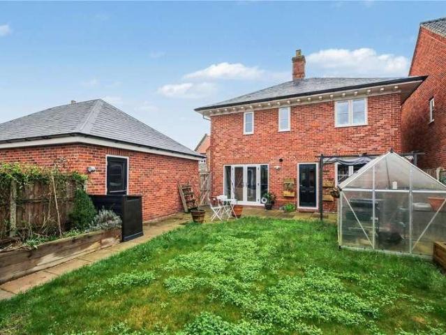 3 bed house for sale