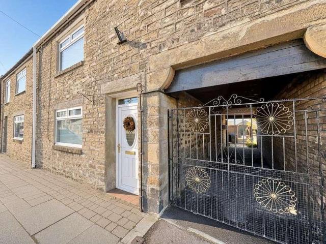 3 bed house for sale