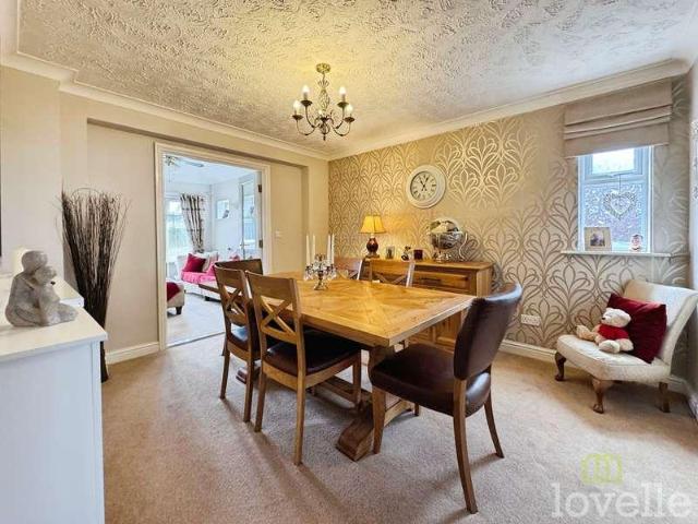 3 bed house for sale