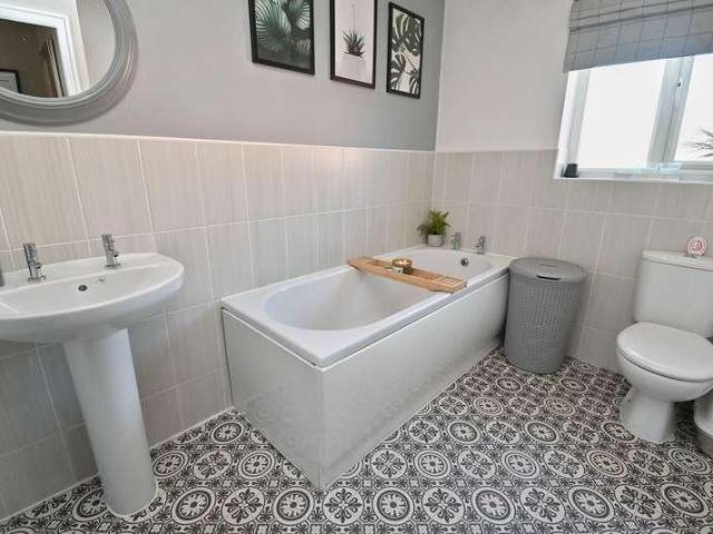 3 bed house for sale