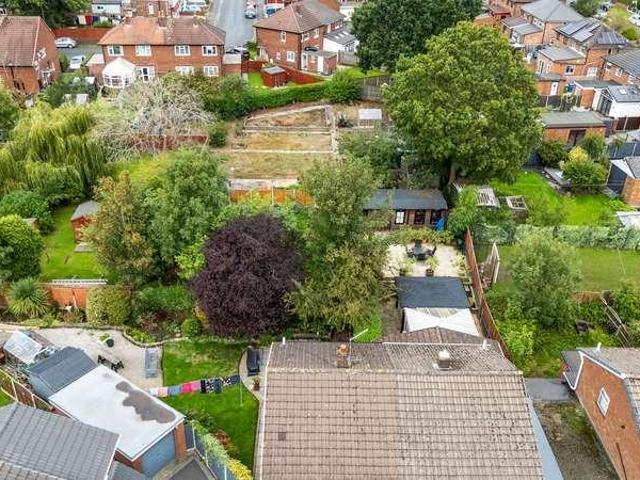 3 bed house for sale