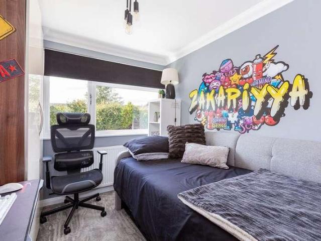 3 bed house for sale