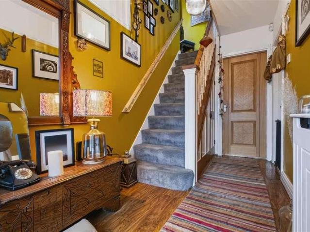 3 bed house for sale