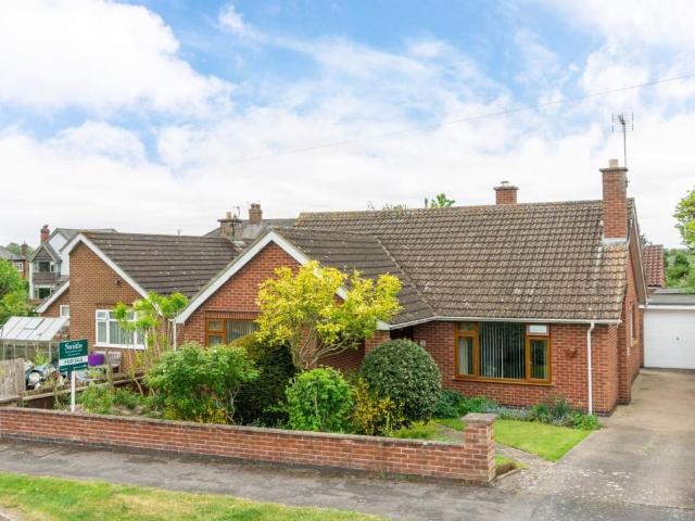 3 bed house for sale