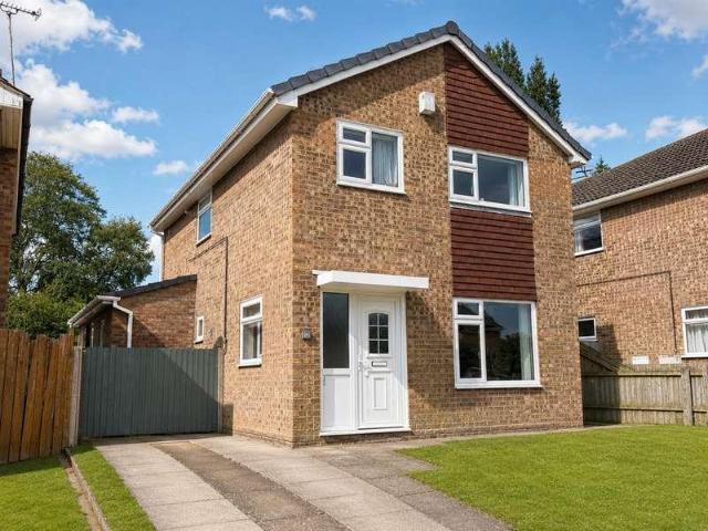 3 bed house for sale