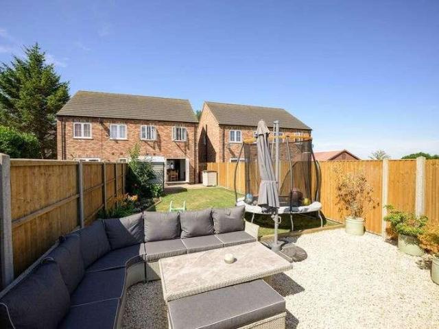 3 bed house for sale