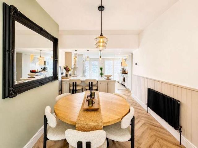 3 bed house for sale