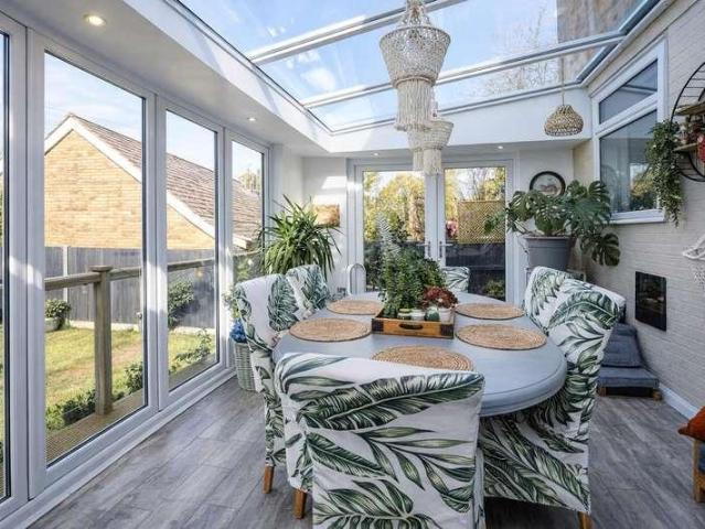 3 bed house for sale