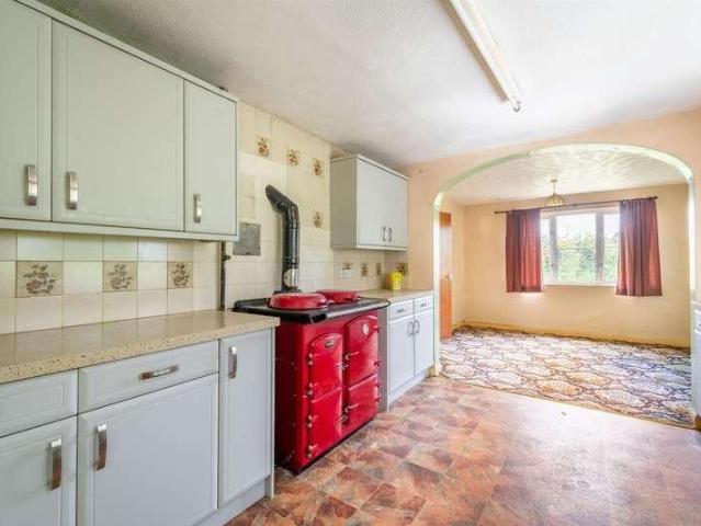 3 bed house for sale