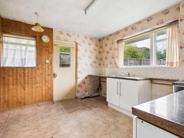 3 bed house for sale