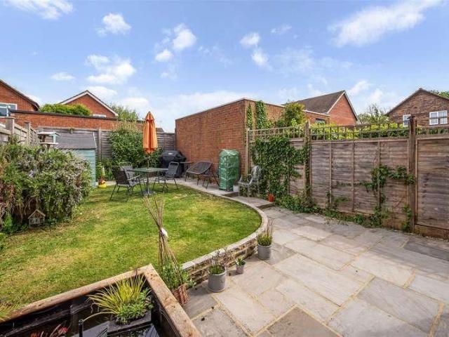 3 bed house for sale