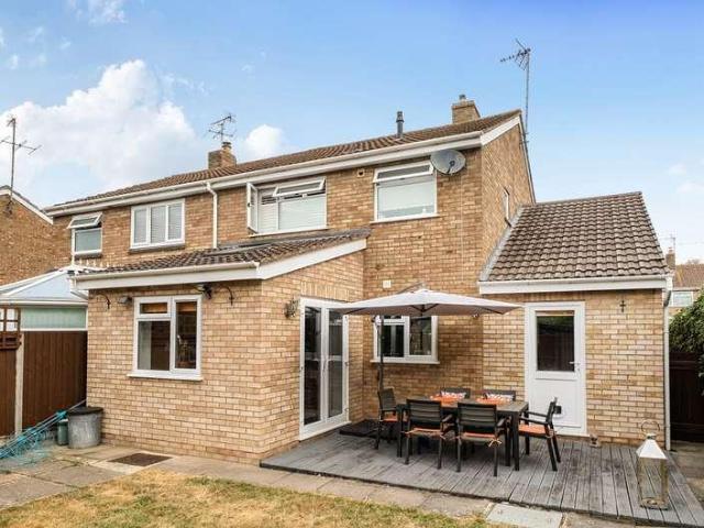 3 bed house for sale