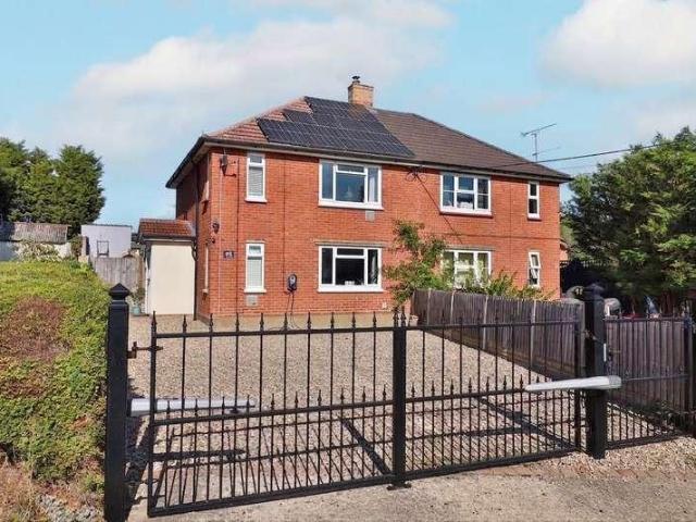 3 bed house for sale