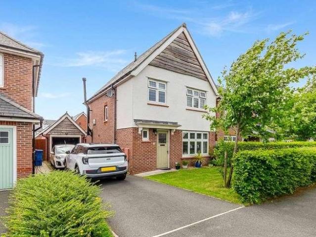 3 bed house for sale