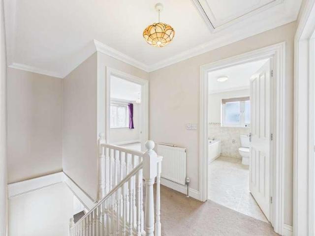 3 bed house for sale