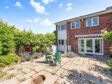 3 bed house for sale