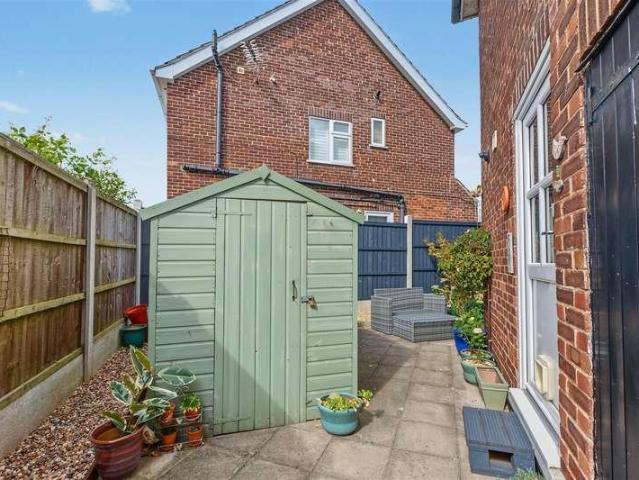 3 bed house for sale