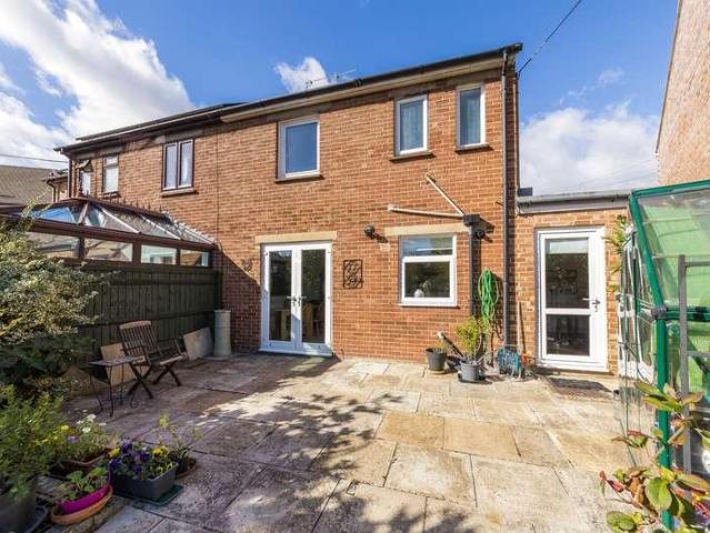 3 bed house for sale