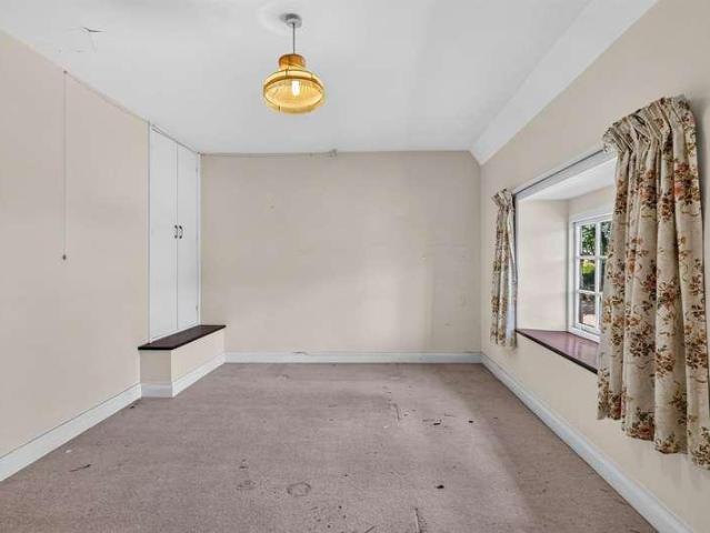 3 bed house for sale