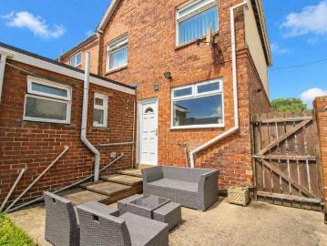 3 bed house for sale