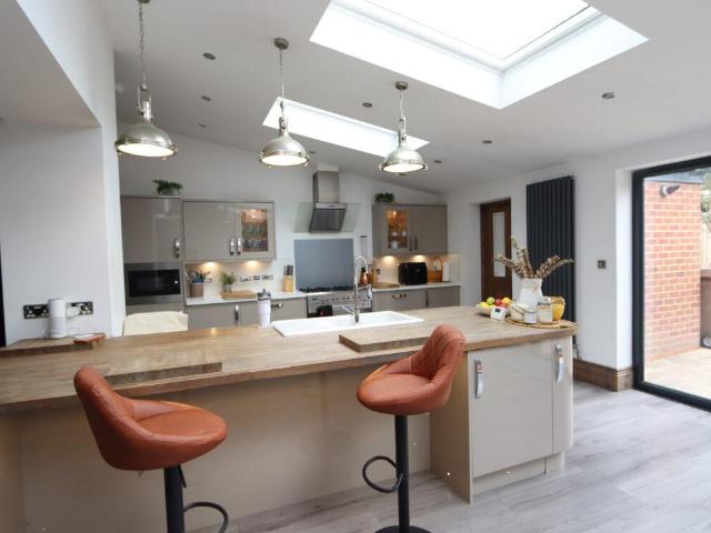 3 bed house for sale