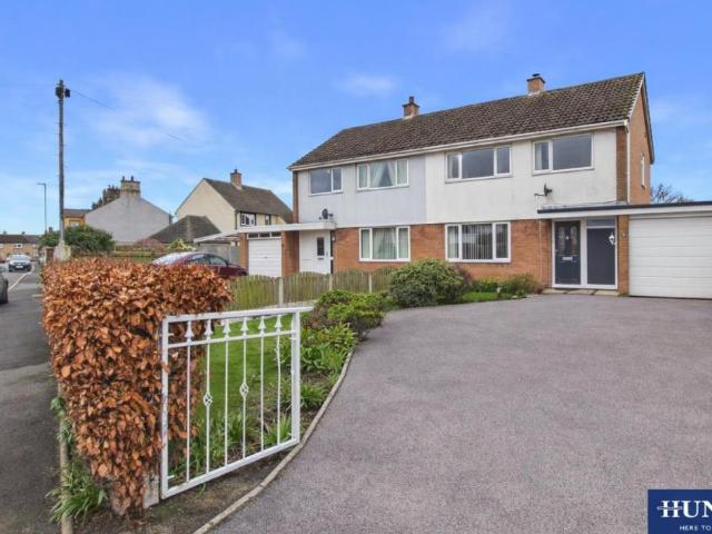 3 bed house for sale