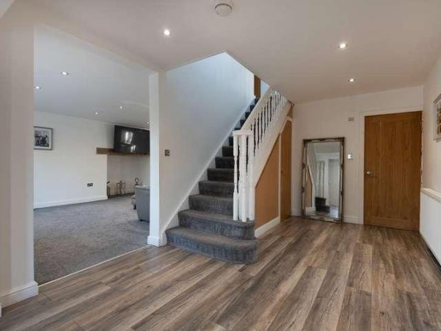3 bed house for sale