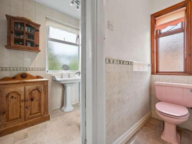 3 bed house for sale