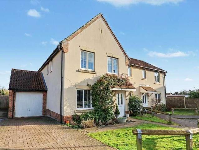 3 bed house for sale