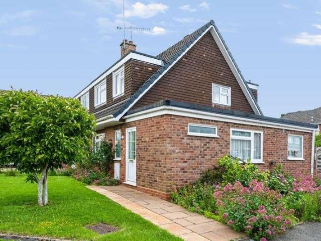3 bed house for sale