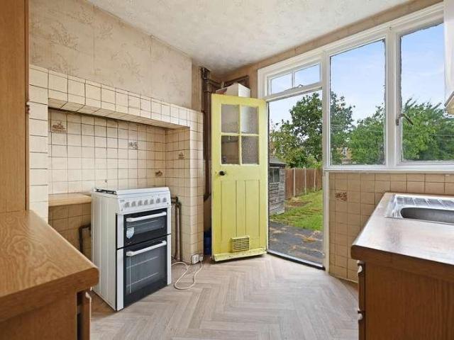 3 bed house for sale