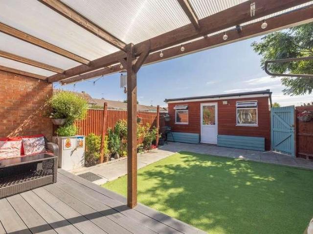 3 bed house for sale